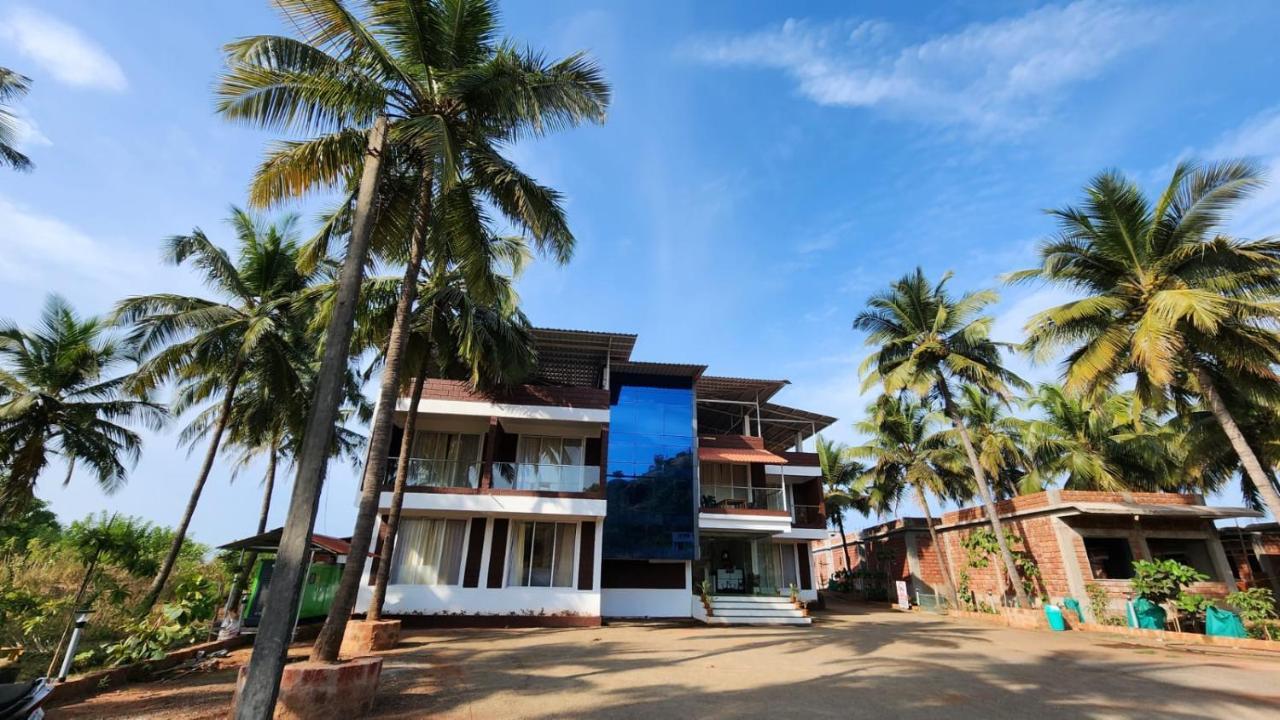Coastal Bay Beach Resort Harnai Exterior photo